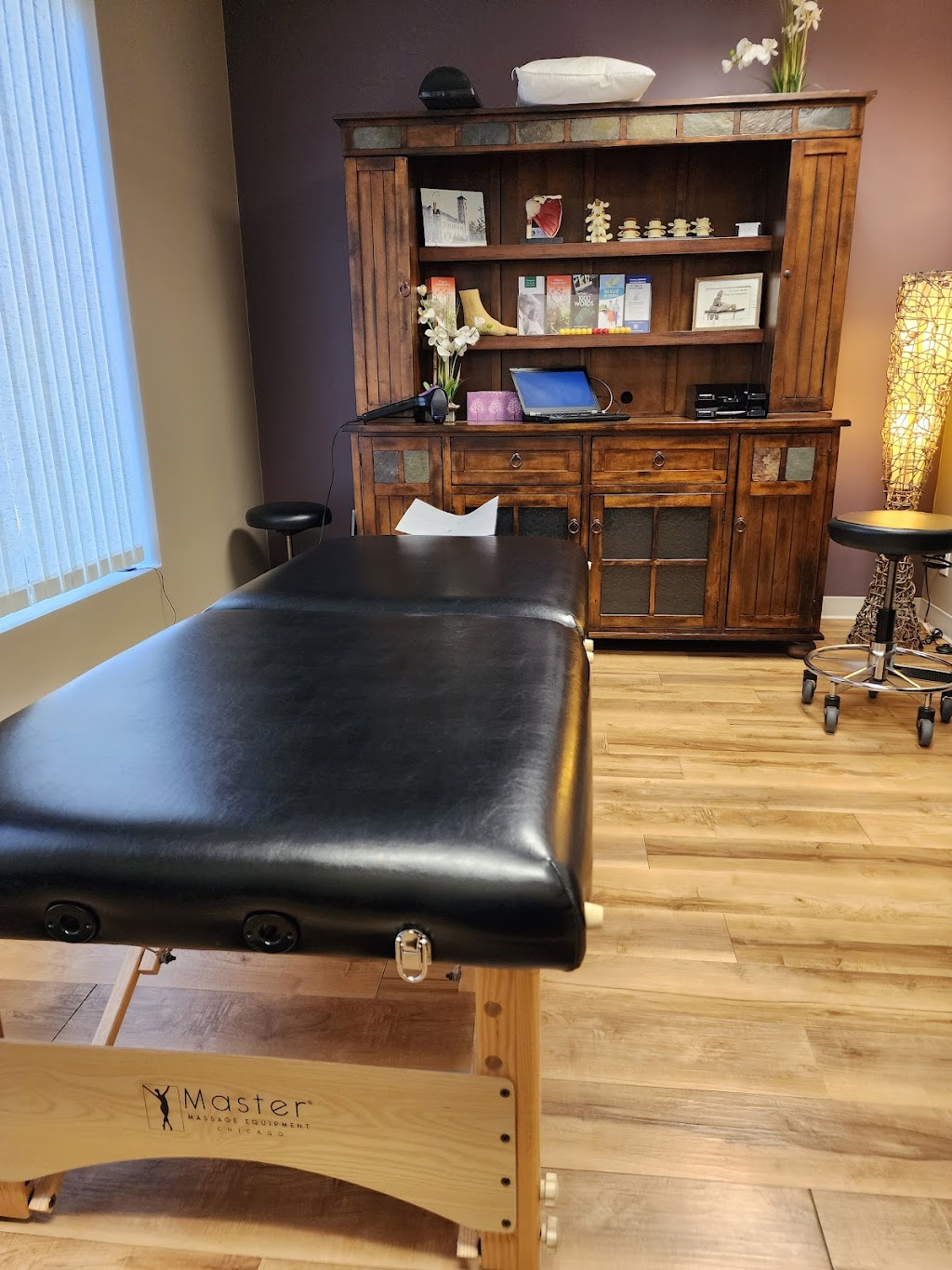 Bayridge Chiropractic Centre, Dr. Colin C. Mandin | 817 Bayridge Dr, Kingston, ON K7P 1T5, Canada | Phone: (613) 389-2125