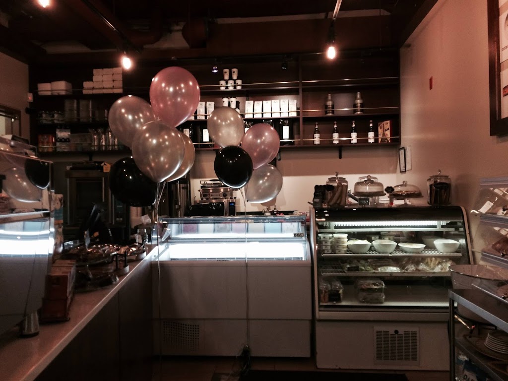 Laziza cafe | 120 14th St W, North Vancouver, BC V7M 1N9, Canada | Phone: (604) 987-0761