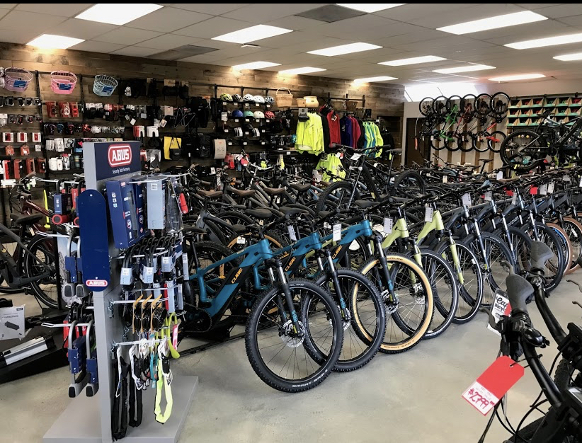 Caps Bicycle Shop | 434A E Columbia St, New Westminster, BC V3L 3W9, Canada | Phone: (604) 524-3611