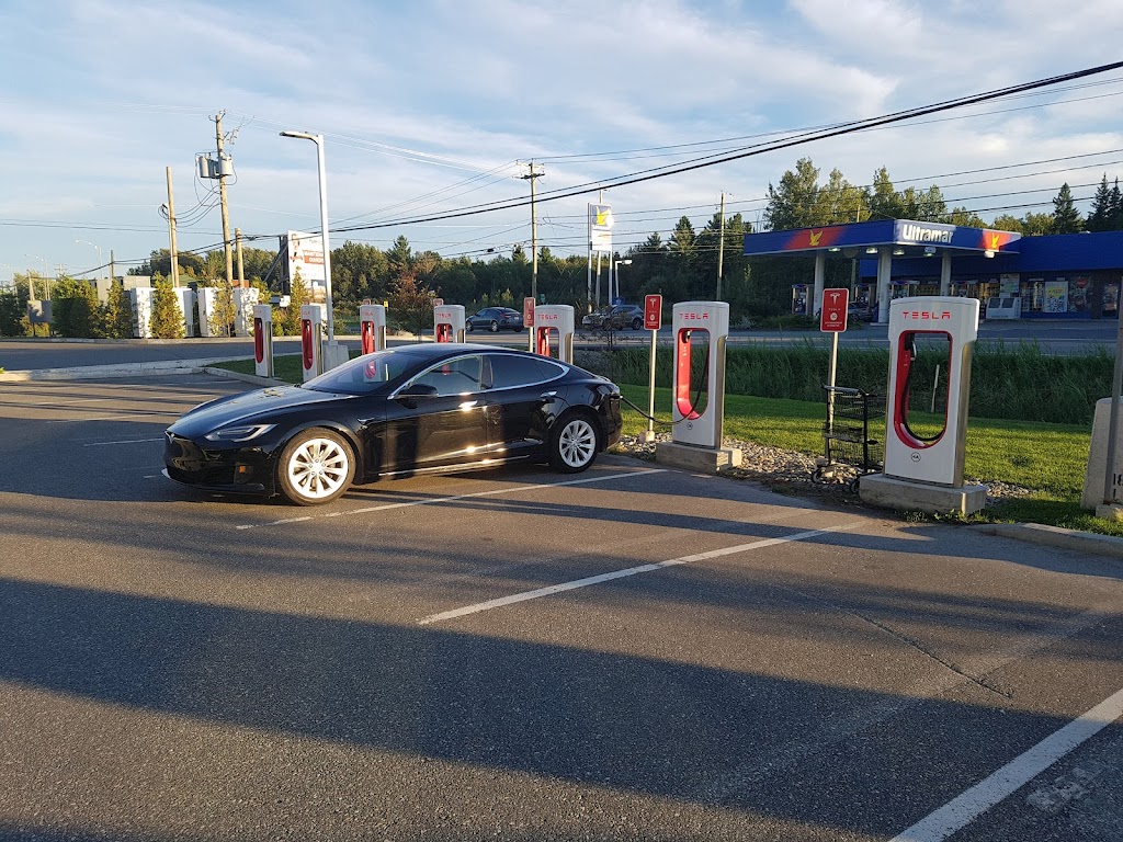 Tesla Supercharger | 2381 Rue Principale O, Magog, QC J1X 0J4, Canada | Phone: (877) 798-3752