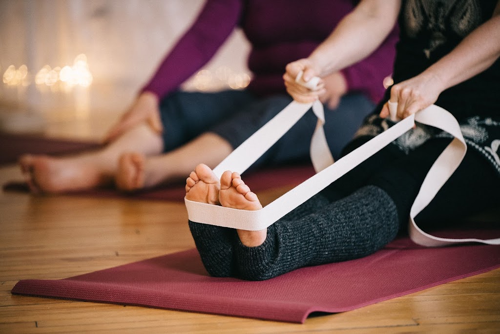 Yoga des sources | 73 Rue Desrivières, Saint-Camille, QC J0A 1G0, Canada | Phone: (877) 375-0538