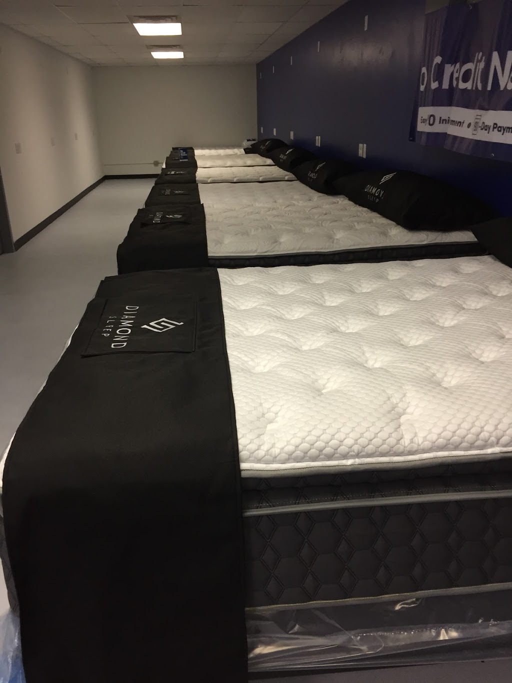 BoxDrop Mattress | 415 Lawrence Bell Dr, Williamsville, NY 14221, USA | Phone: (716) 861-0199