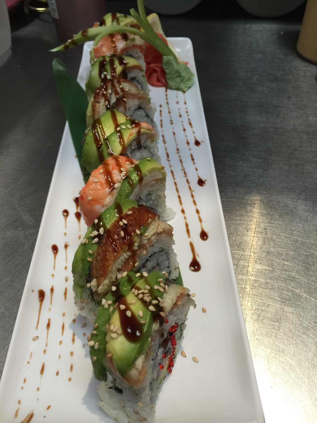 DoubleSushi | 2795 Danforth Ave, Toronto, ON M4C 1M2, Canada | Phone: (416) 698-2168