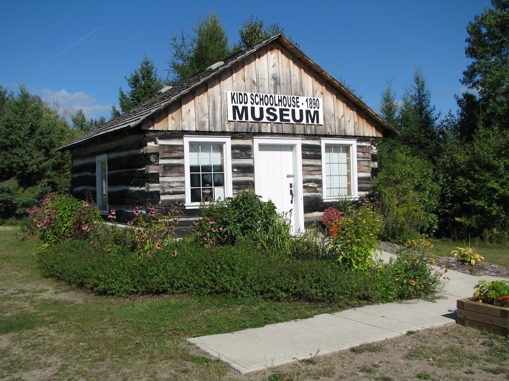 Highlands East Visitor Information Centre | 2786 Essonville Line, Wilberforce, ON K0L 3C0, Canada | Phone: (705) 448-2981 ext. 432