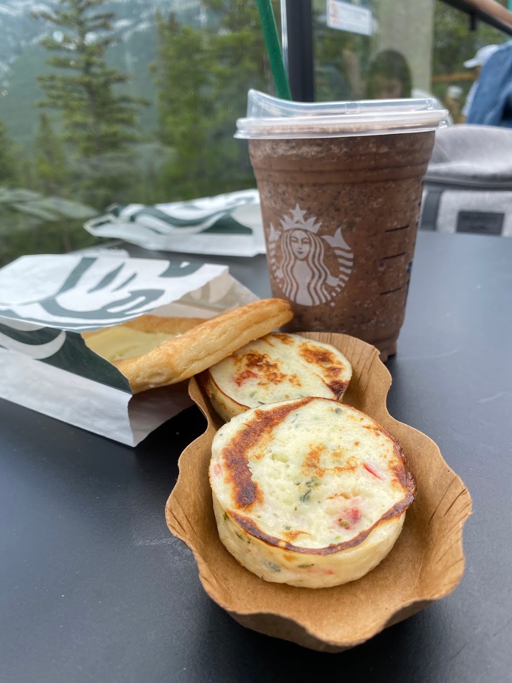 Starbucks | 100 Mountain Ave, Banff, AB T1L 1B2, Canada | Phone: (403) 762-7481