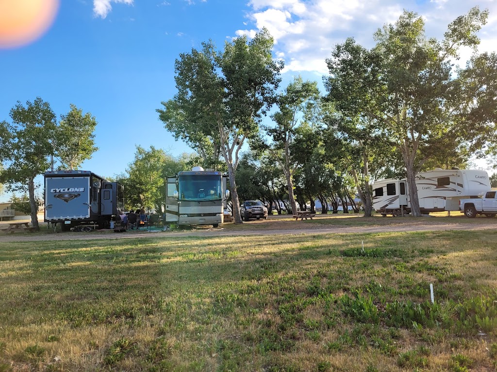 Warner RV Park | 196 5 Ave, Warner, AB T0K 2L0, Canada | Phone: (403) 642-7836