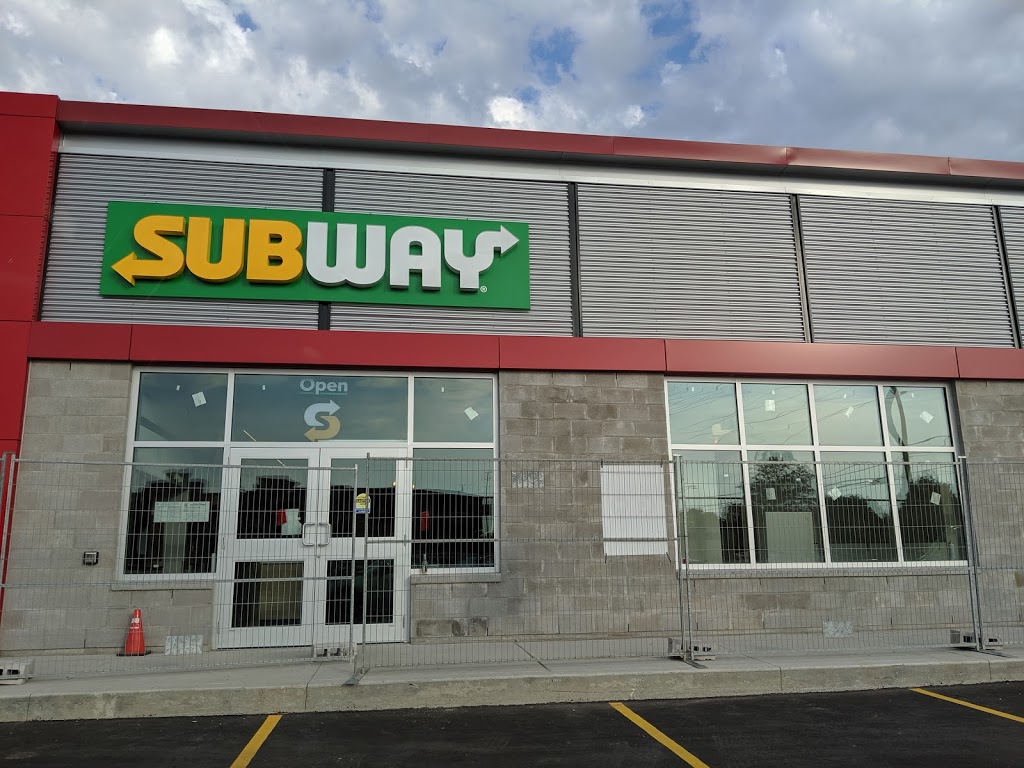 Subway | 9025 Torbram Rd Pad B, Brampton, ON L6S 3L2, Canada | Phone: (905) 792-7525