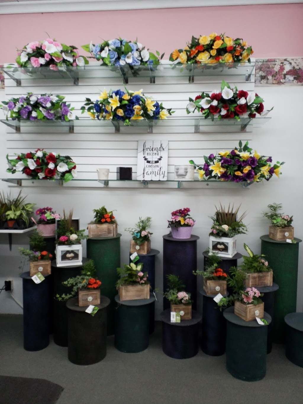 Markdale Flowers | 56 Main St W, Markdale, ON N0C 1H0, Canada | Phone: (519) 986-2721