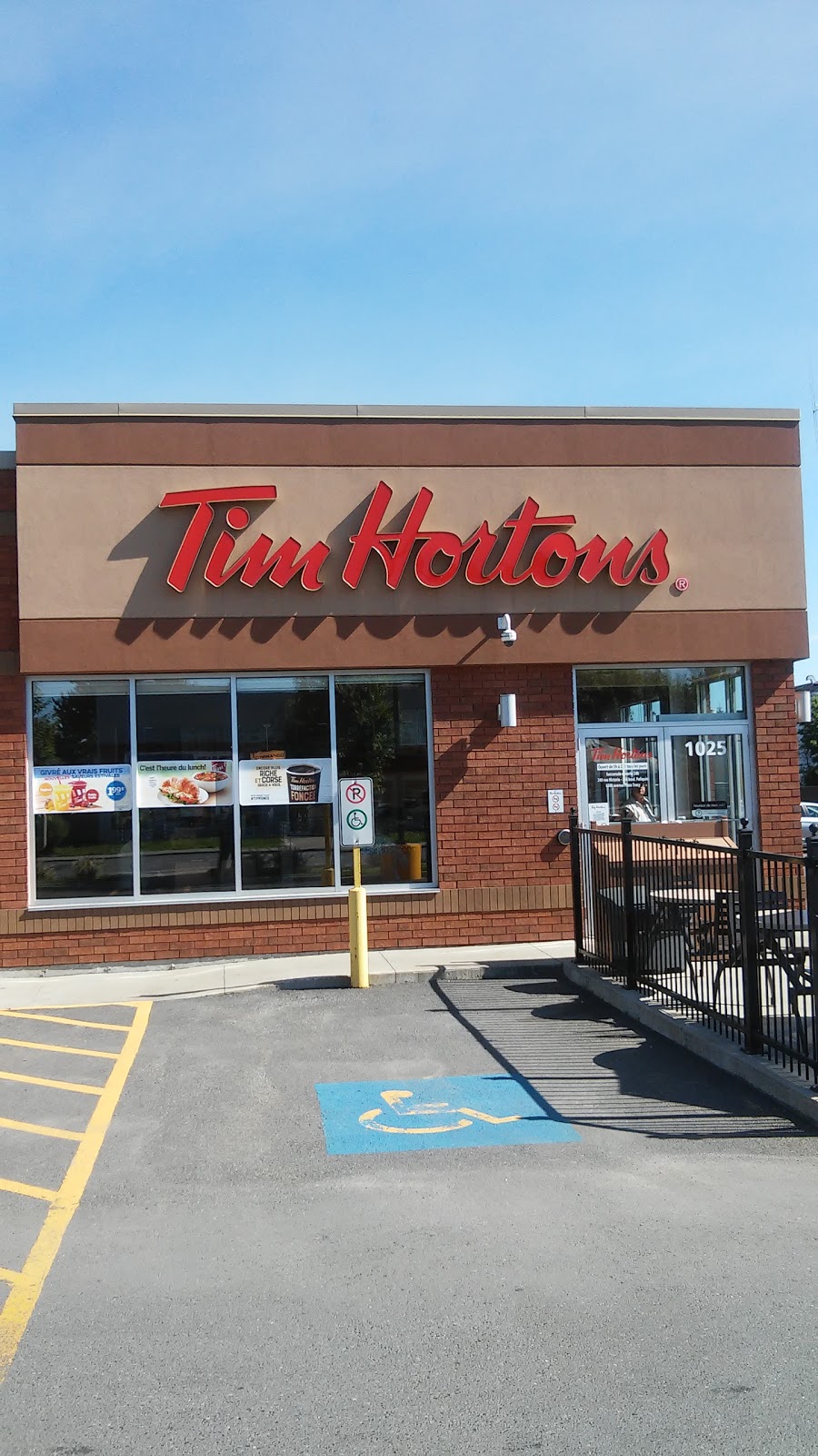 Tim Hortons | 1025 QC-132, Sorel-Tracy, QC J3R 1L5, Canada | Phone: (450) 742-0988