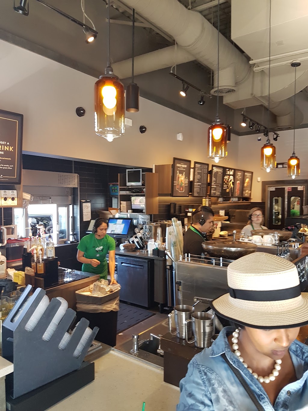 Starbucks | 1181 Greenbank Rd, Ottawa, ON K2J 4Y6, Canada | Phone: (613) 843-0265