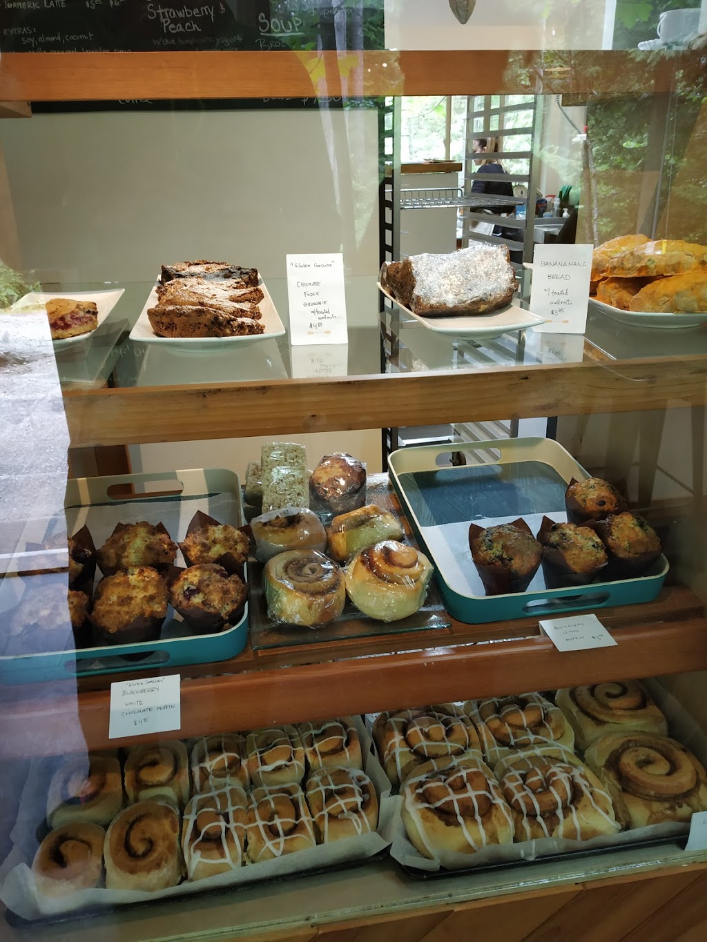 Skookumchuck Bakery & Cafe | 6694 Doriston Hwy, Egmont, BC V0N 1N0, Canada | Phone: (604) 883-2625