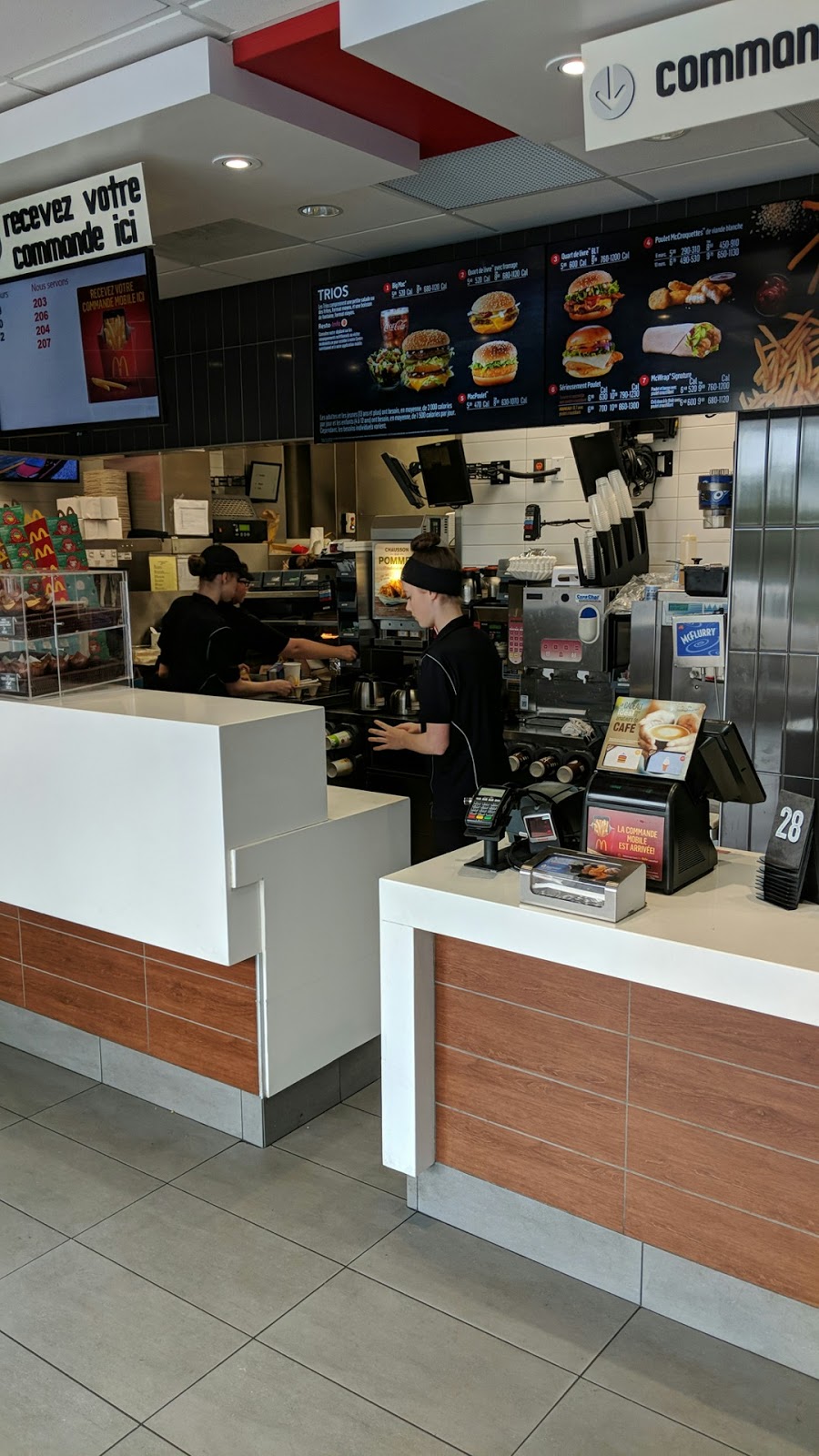 McDonalds | 1154 Rue de la Faune, Québec, QC G3E 1T2, Canada | Phone: (418) 845-6323