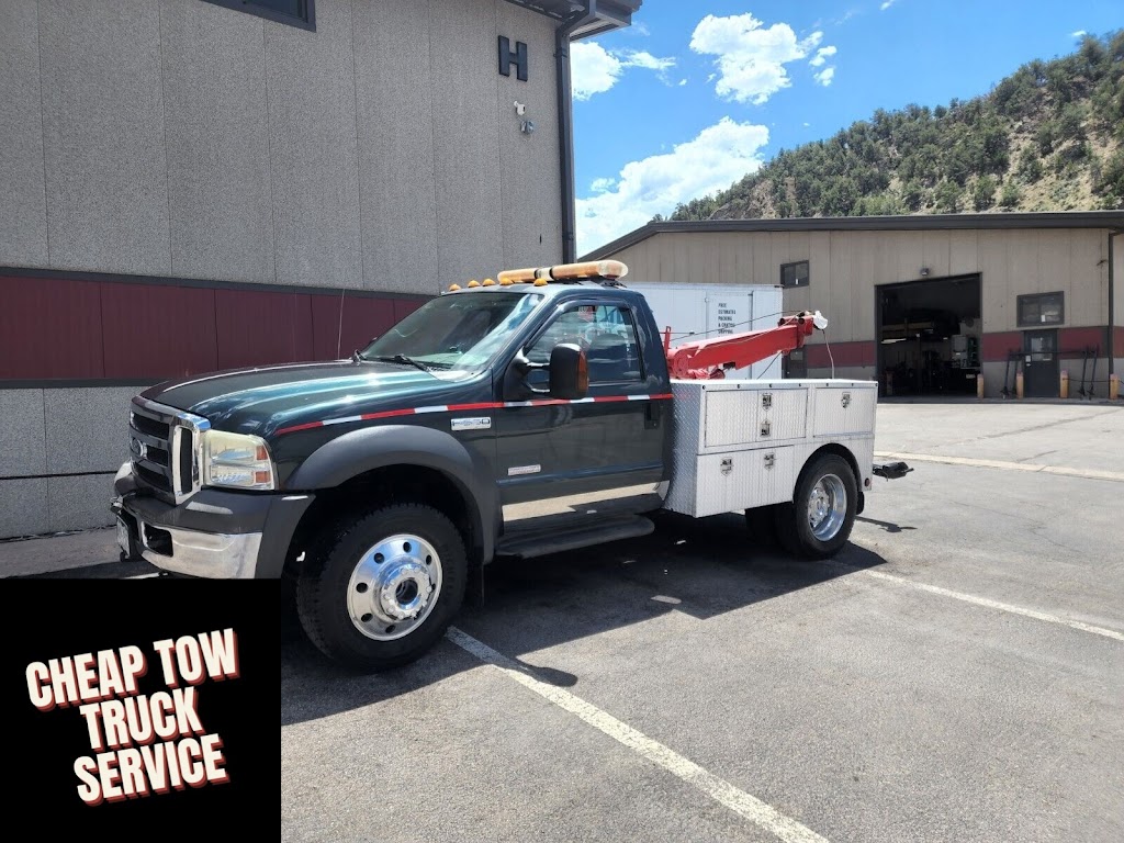 Cheap Tow Truck Service | 1418 Johnston Rd, White Rock, BC V4B 0A6, Canada | Phone: (778) 653-5012