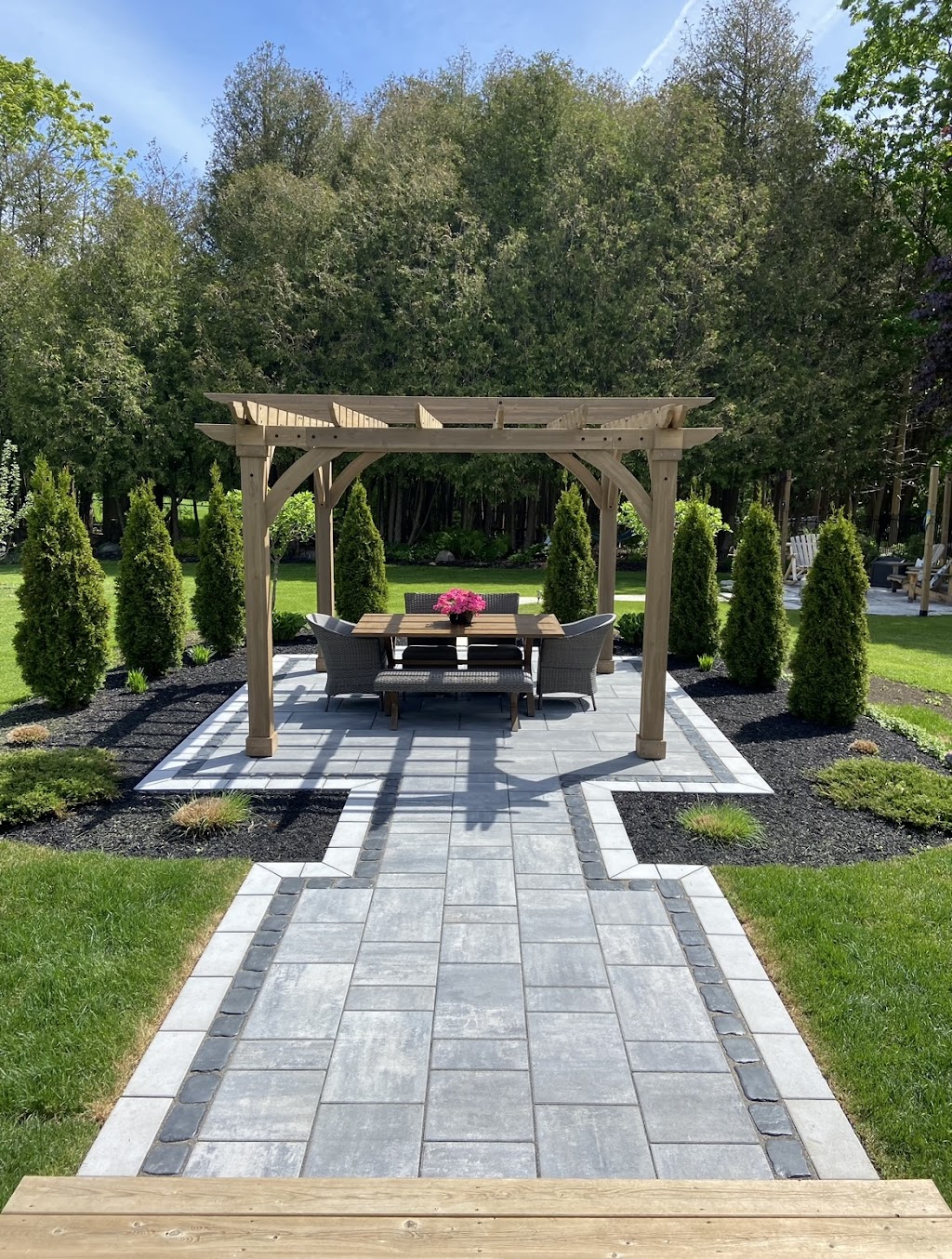 AlPonte Landscaping | Hancock Rd, Courtice, ON L1E 2M2, Canada | Phone: (647) 621-2502