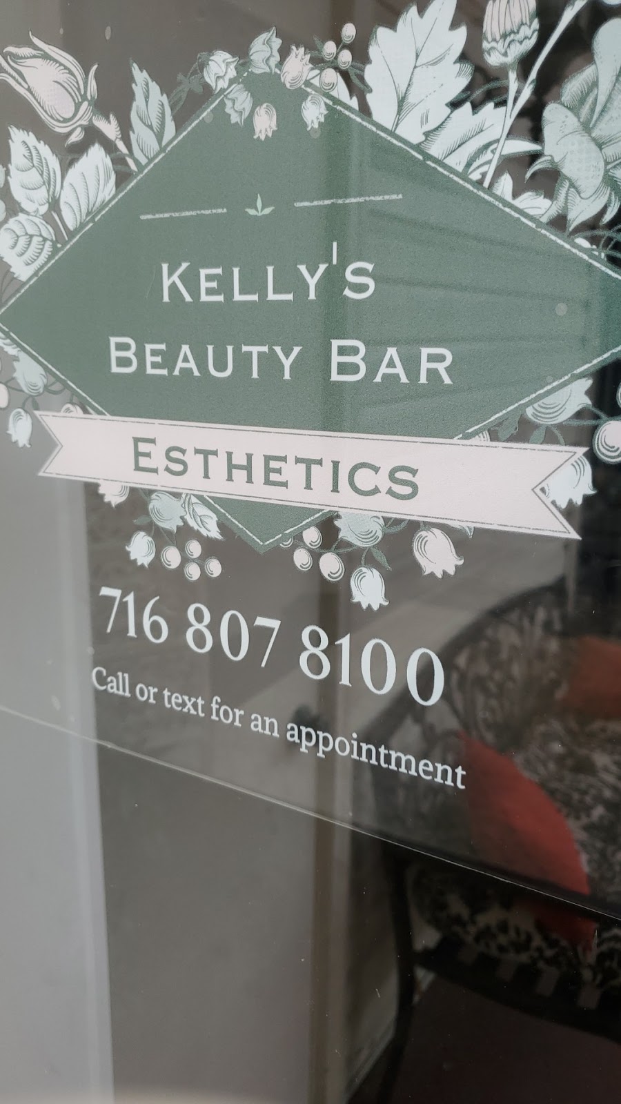 Kellys Beauty Bar | 409 Main St, Youngstown, NY 14174, USA | Phone: (716) 807-8100