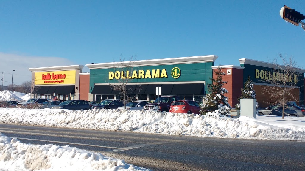 Dollarama | Smart Centre, 41 Boulevard de la Gappe, Gatineau, QC J8T 0B5, Canada | Phone: (819) 246-3395