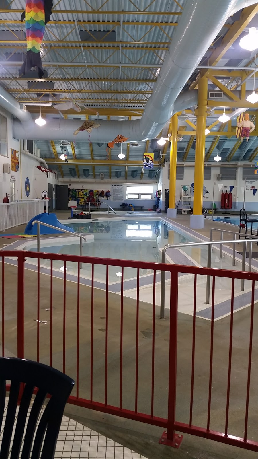 Lacombe Kinsmen Aquatic Centre | 5429 53 St, Lacombe, AB T4L 1H8, Canada | Phone: (403) 782-1278