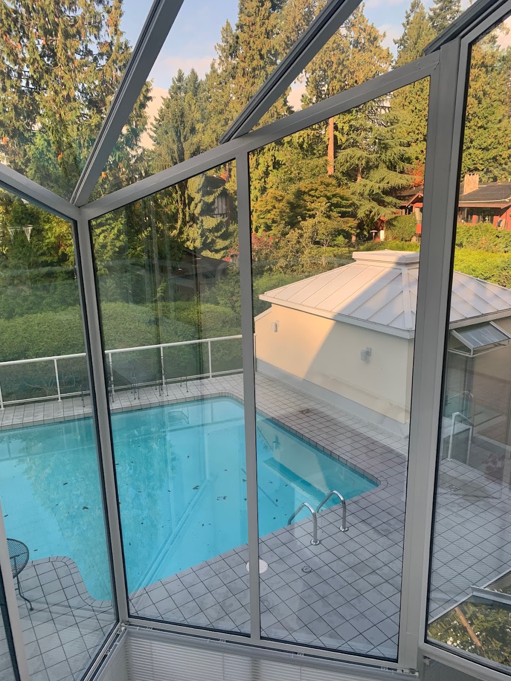 Delta Glass Commercial & Residential (1979) Ltd | 13060 80 Ave #101, Surrey, BC V3W 3B2, Canada | Phone: (604) 591-6422