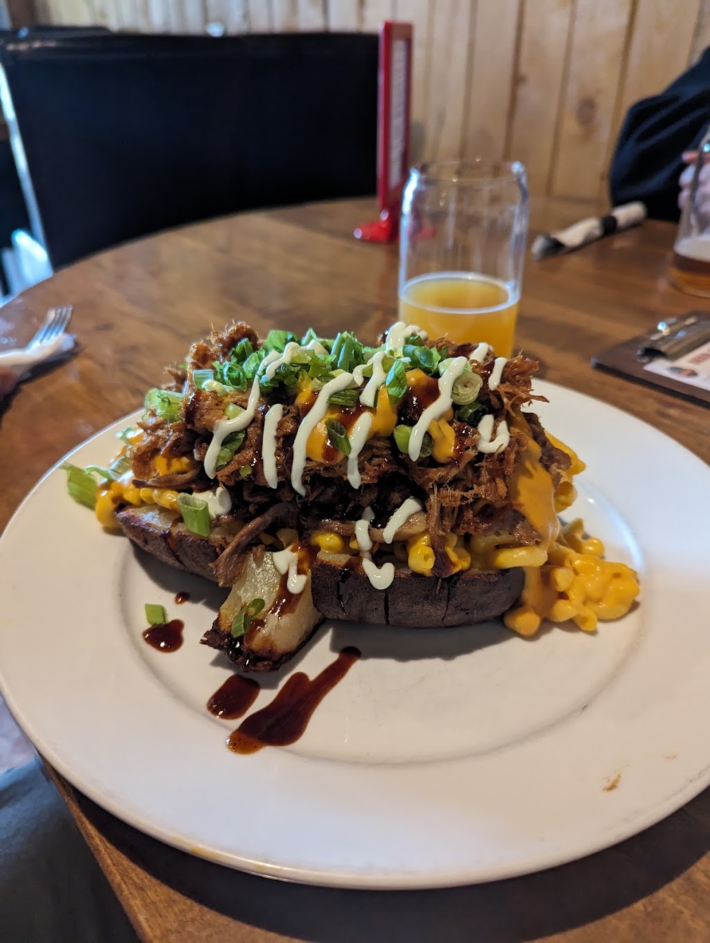 Tin Dogs Pub & Brewery | 8510 19 Ave, Coleman, AB T0K 0M0, Canada | Phone: (403) 753-0313