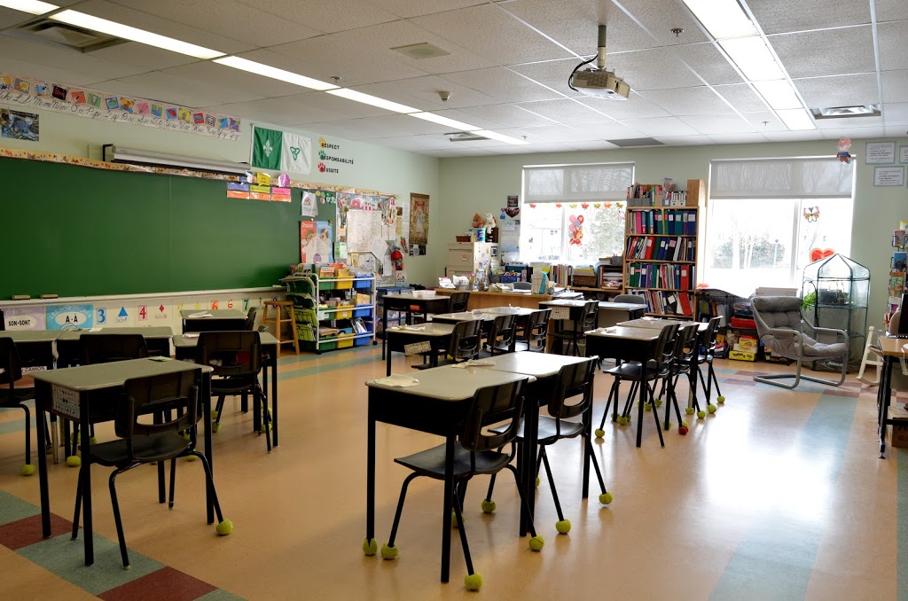 École élémentaire catholique LEnvol | 45 pr. Johnson, Trenton, ON K8V 1A4, Canada | Phone: (613) 392-5590