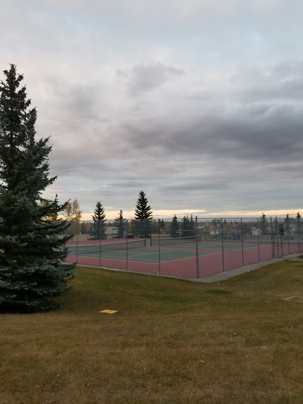 Macewan Glen Park | 332 Macewan Dr NW, Calgary, AB T3K, Canada