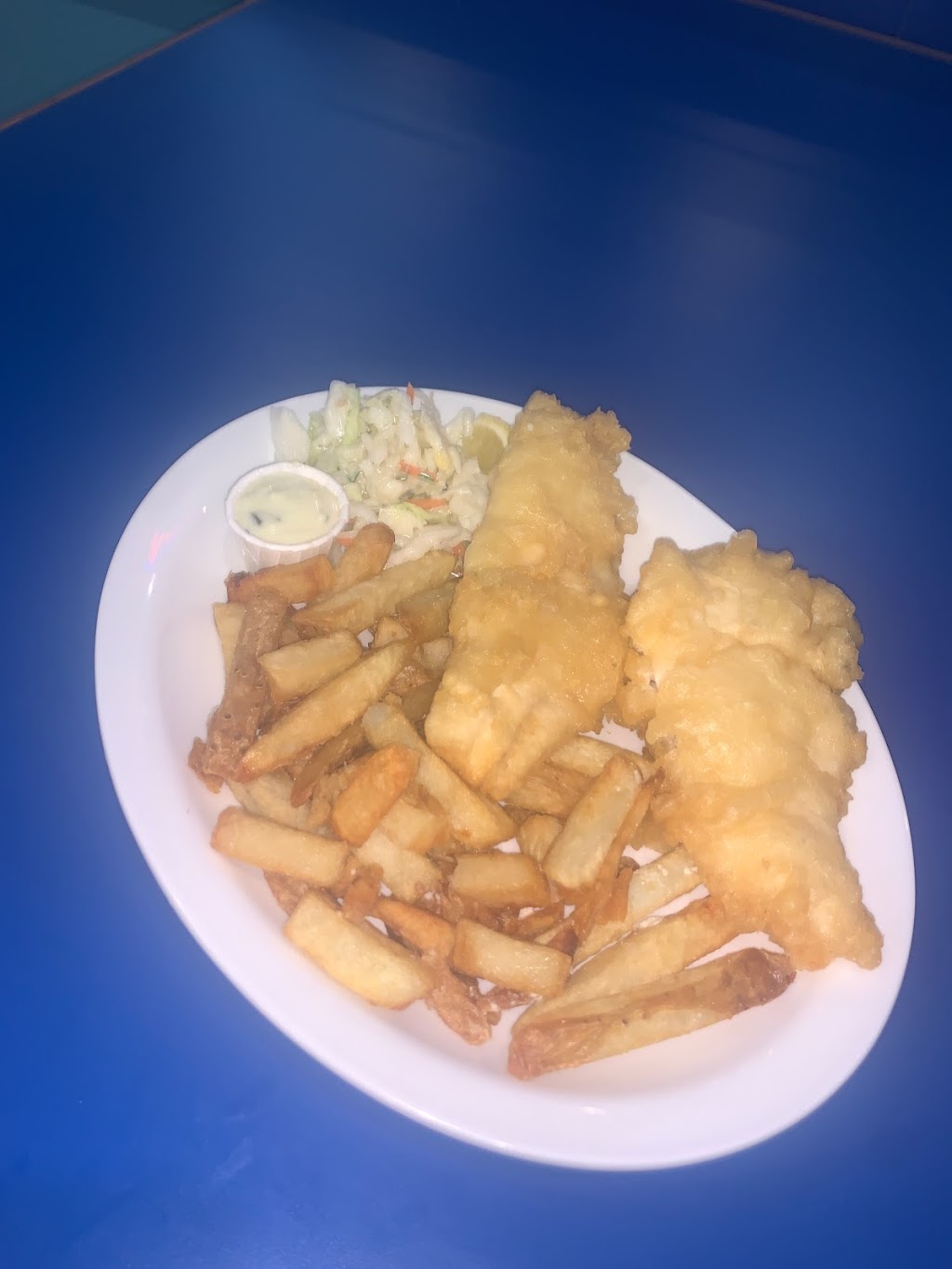 Captain Georges Fish & Chips | 175 Beverly St, Cambridge, ON N1R 7Y9, Canada | Phone: (519) 624-8628