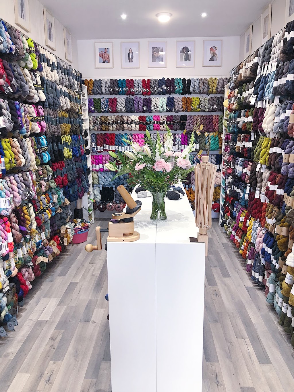 The Knitting Loft | 672 Wilson Ave, North York, ON M3K 1E1, Canada | Phone: (416) 631-0060