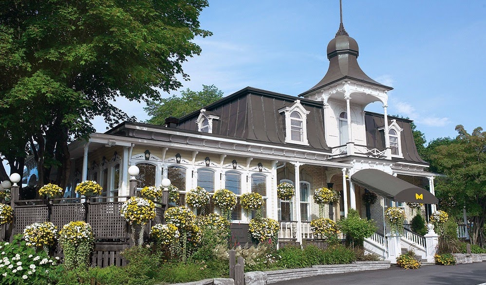 Restaurant Le Manoir Charlesbourg - Manoir du Spaghetti | 7685 1re Ave, Québec, QC G1H 2Y1, Canada | Phone: (418) 627-0161