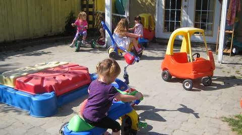 Space Mountain Daycare and Preschool | 1772 Manchester Ct, Port Coquitlam, BC V3B 5R7, Canada | Phone: (604) 945-3459