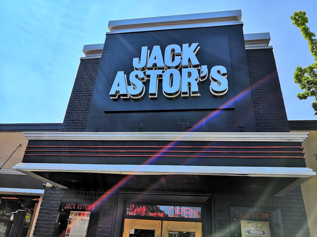 Jack Astors Bar & Grill Square One | 219 Rathburn Rd W, Mississauga, ON L5B 4C1, Canada | Phone: (905) 566-4662