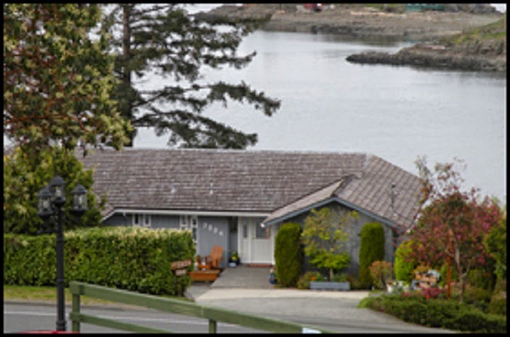 Hammond Bay Oceanside Bed & Breakfast | 3804 Hammond Bay Rd, Nanaimo, BC V9T 1G3, Canada | Phone: (250) 751-1409