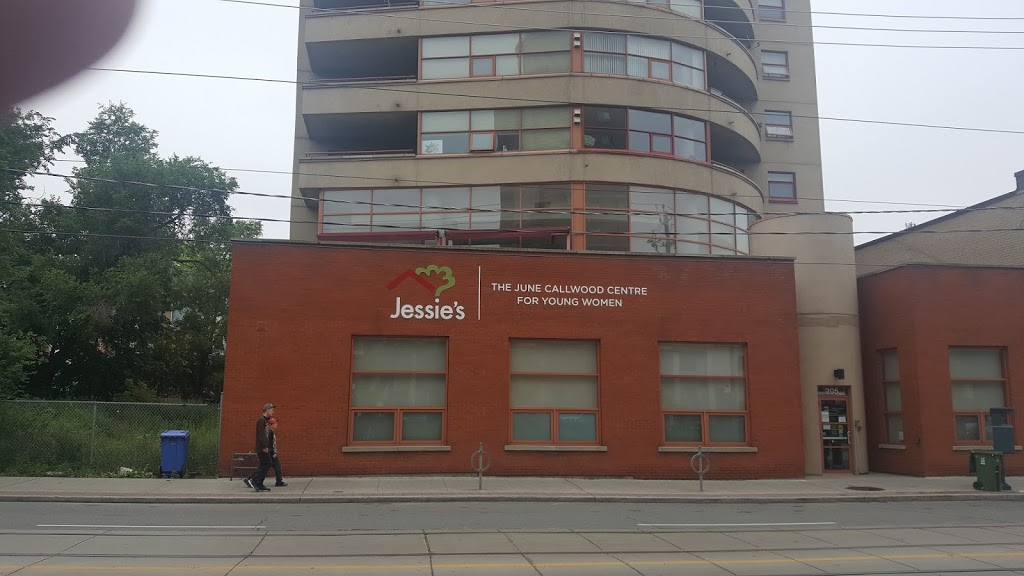 Jessies - The June Callwood Centre for Young Women | 205 Parliament St, Toronto, ON M5A 2Z4, Canada | Phone: (416) 365-1888