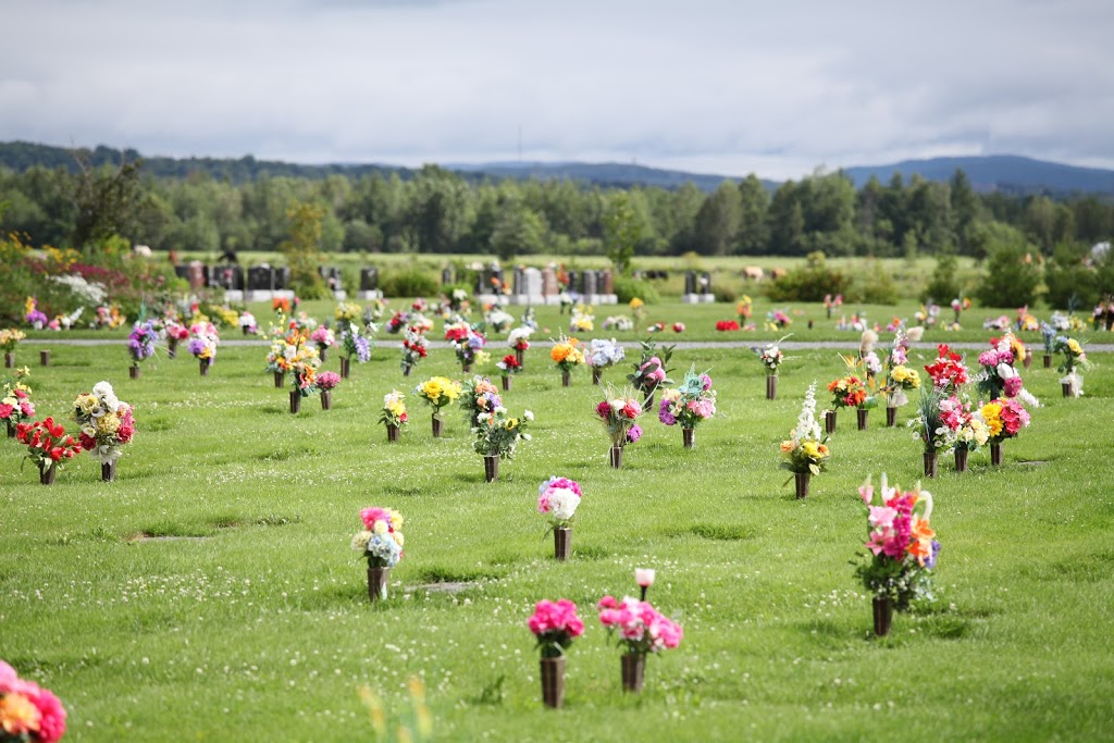 Lépine Cloutier - Complexe La Souvenance - Cimetière / Athos | 301 Rang Sainte-Anne, Québec, QC G2G 0G9, Canada | Phone: (418) 529-3371