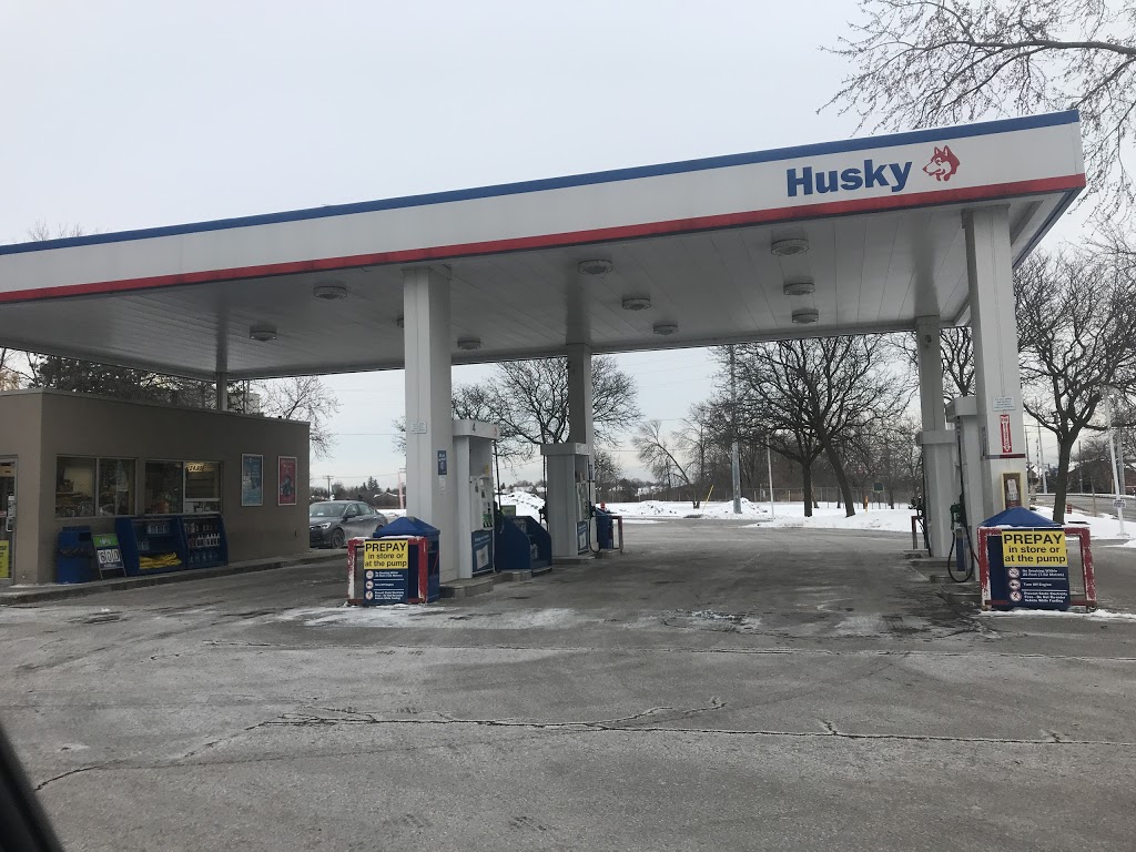 HUSKY | 371 Queen St S, Mississauga, ON L5M 1M3, Canada | Phone: (905) 542-2275