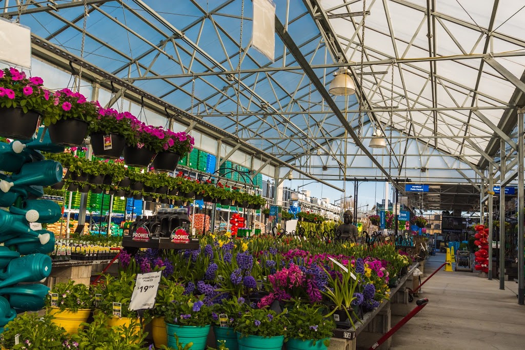 Lowes Garden Center | 4005 Garrard Rd, Whitby, ON L1R 0J1, Canada | Phone: (905) 433-2870