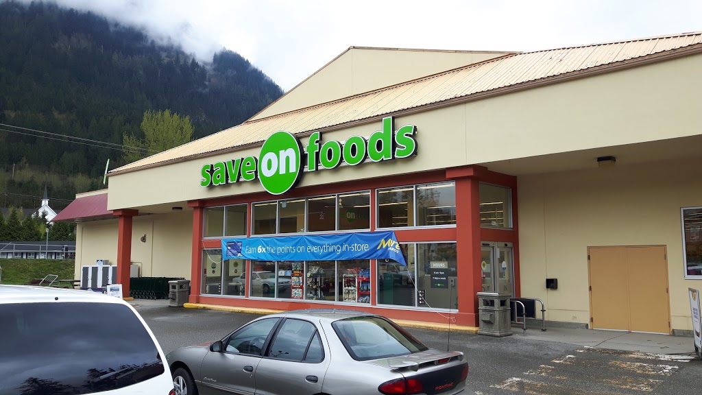 Save On Foods | 559 Old Hope-Princeton Hwy, Hope, BC V0X 1L0, Canada | Phone: (604) 869-3663