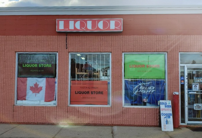 Natural Green Liquor Store | 427 2 Ave N, Vauxhall, AB T0K 2K0, Canada | Phone: (403) 654-4100