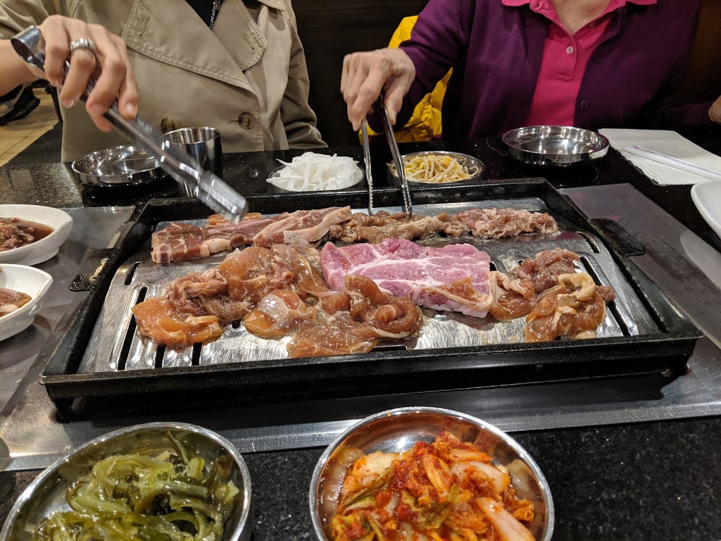 Arirang BBQ Restaurant | CA Ontario Mississauga, Central Pkwy W #72 Mississauga, ON L5C 3J2, Canada | Phone: (905) 804-1880