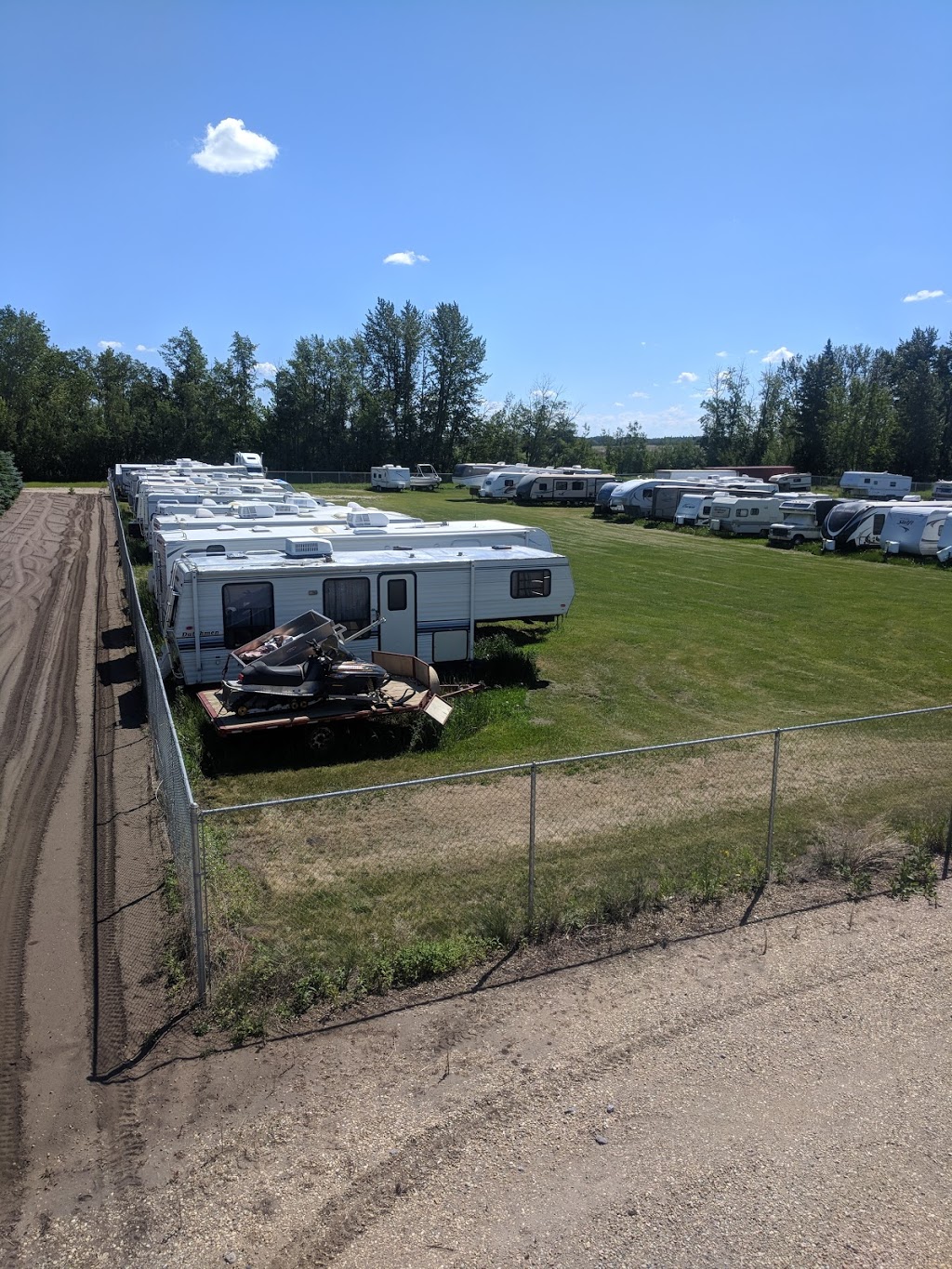 Graminia RV & Self Storage | 51022 RR271, Spruce Grove, AB T7Y 1H2, Canada | Phone: (780) 915-9131