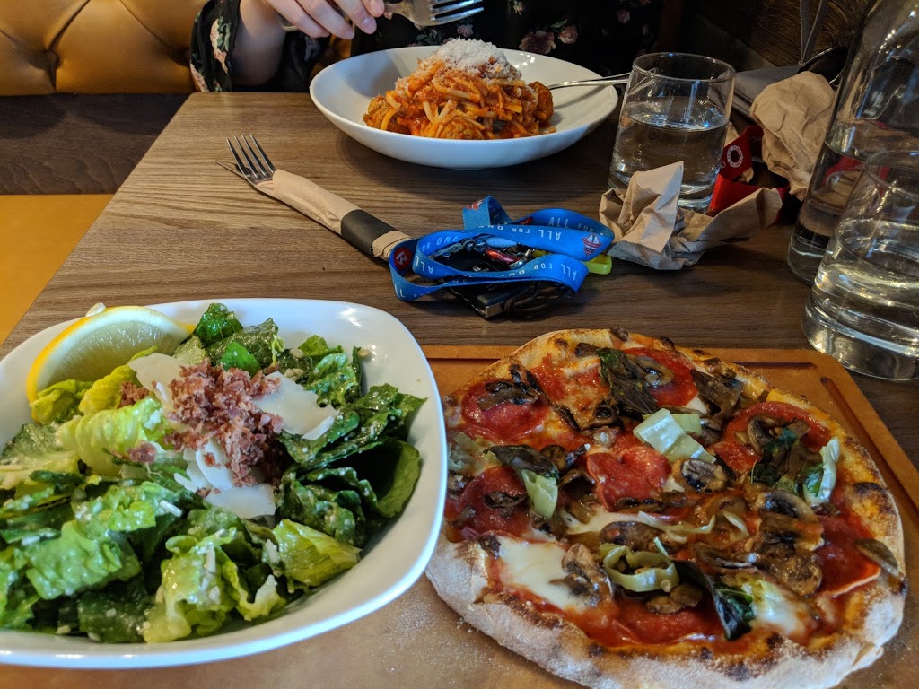 Famoso Neapolitan Pizzeria | 3030 Pandosy St Unit 105, Kelowna, BC V1Y 0C4, Canada | Phone: (778) 484-5290