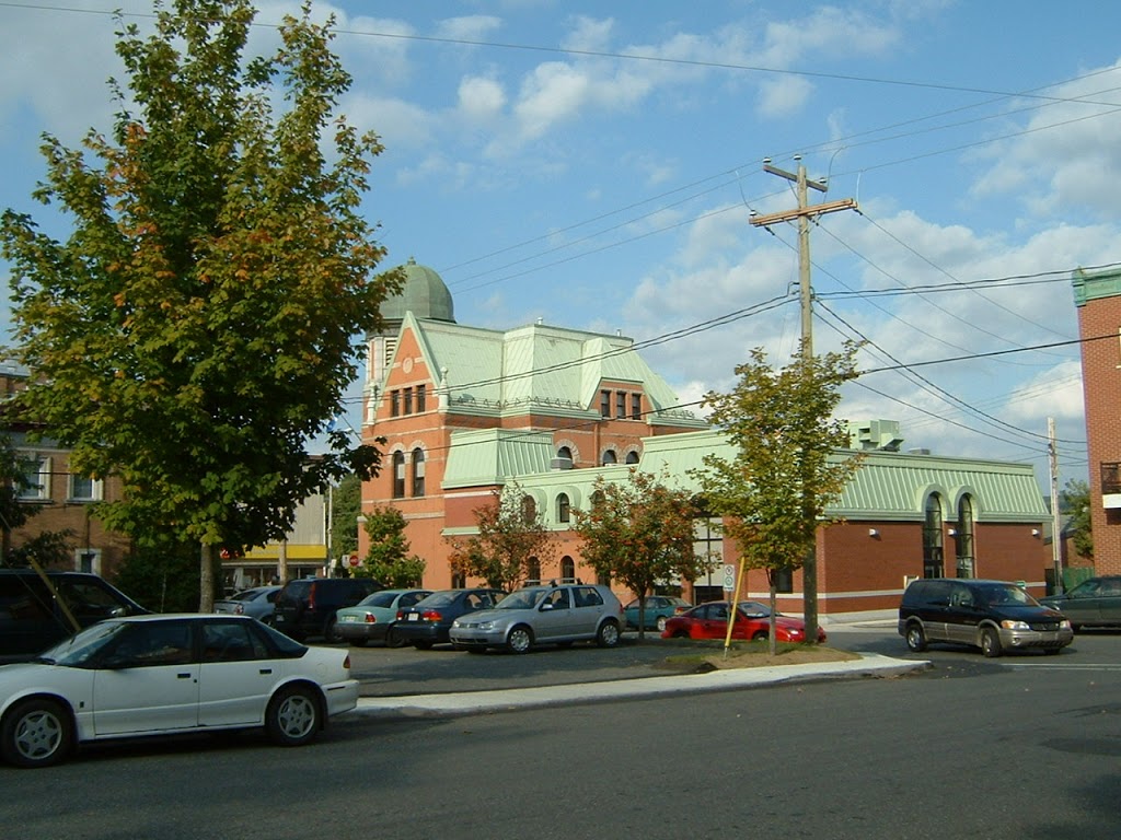 Bibliotheque Françoise-Maurice de Coaticook | 34 Rue Main E, Coaticook, QC J1A 1N2, Canada | Phone: (819) 849-4013