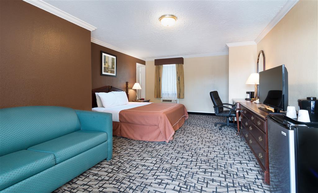 Americas Best Value Inn & Suites Clarence/Buffalo East | 9370 Main St, Clarence, NY 14031, USA | Phone: (716) 759-6845