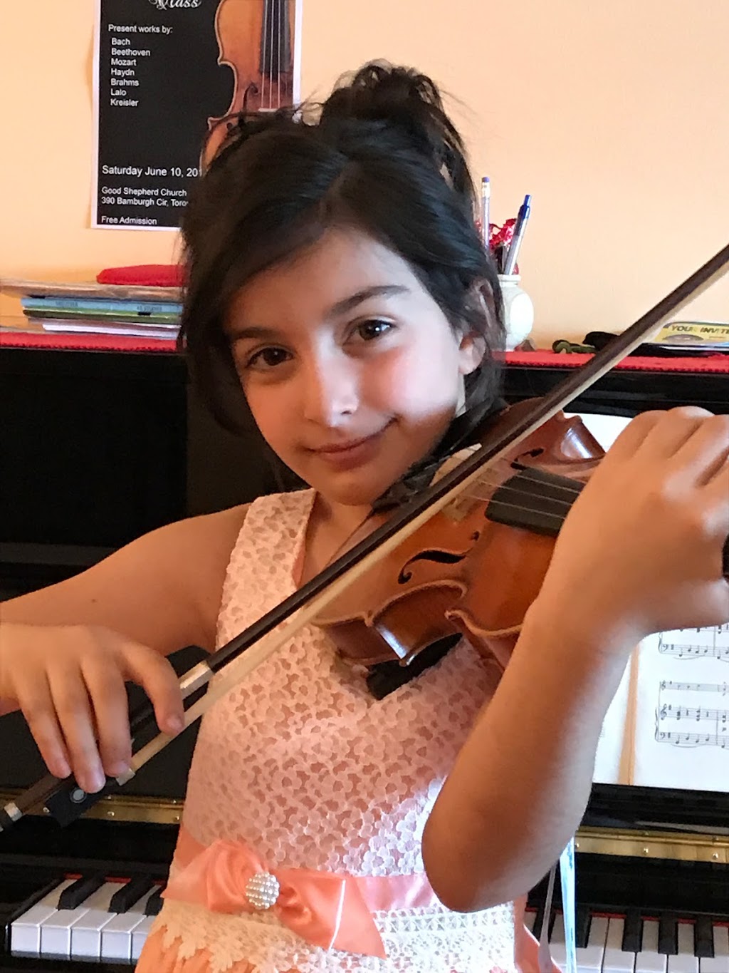 Gayane Bareghamyan Violinist & Violin Teacher | 2330 Bridletowne Cir #1207, Scarborough, ON M1W 3P6, Canada | Phone: (416) 915-1748