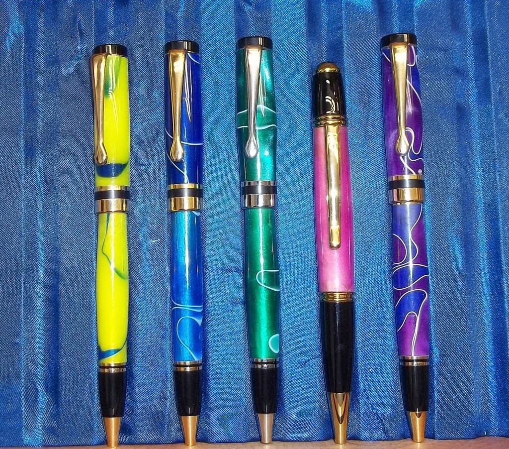 Pens by Dirk | 504 Phillips St, Fort Erie, ON L2A 5M6, Canada | Phone: (416) 565-8197