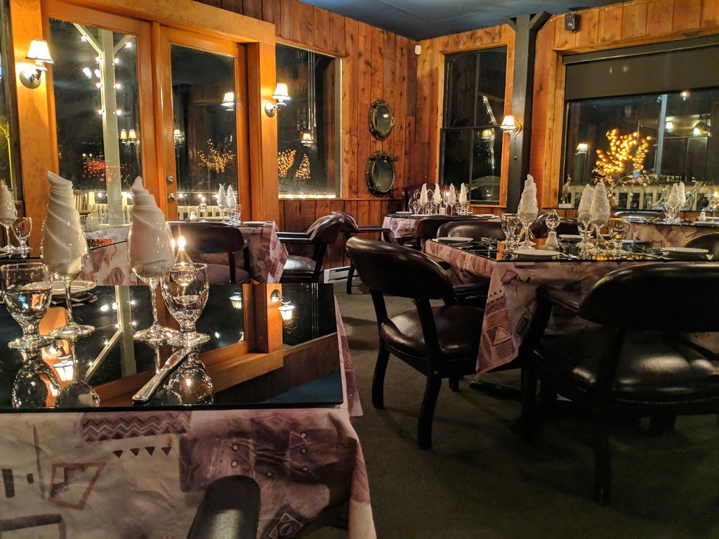 The Masthead Restaurant | 1705 Cowichan Bay Rd, Cowichan Bay, BC V0R 1N2, Canada | Phone: (250) 748-3714