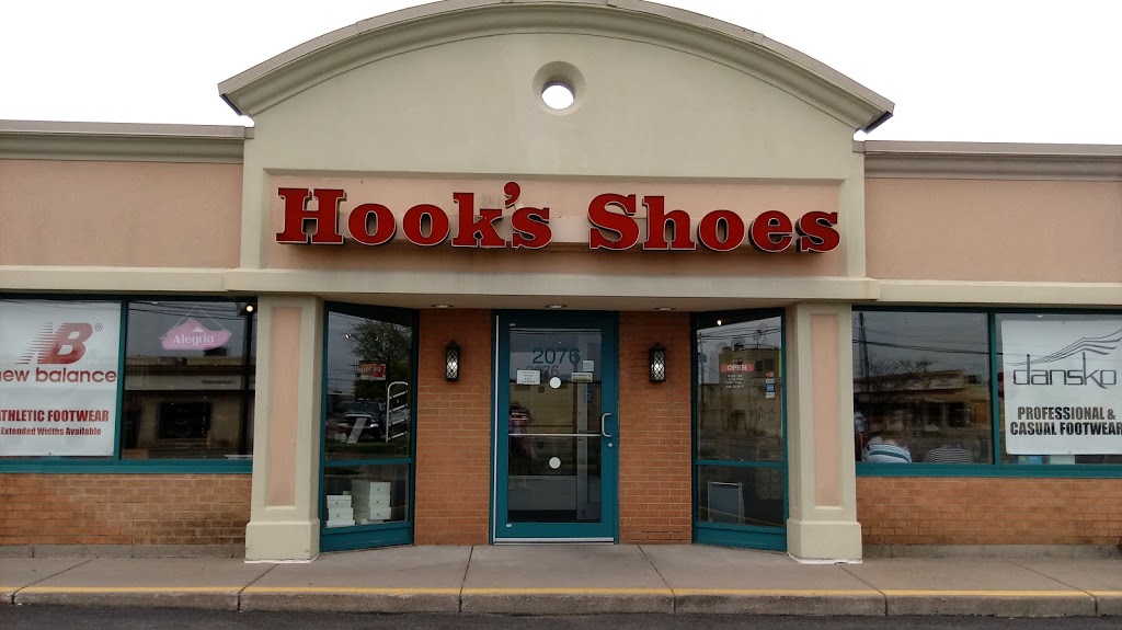 Hooks Shoes | 2076 Eggert Rd, Amherst, NY 14226, USA | Phone: (716) 832-6417