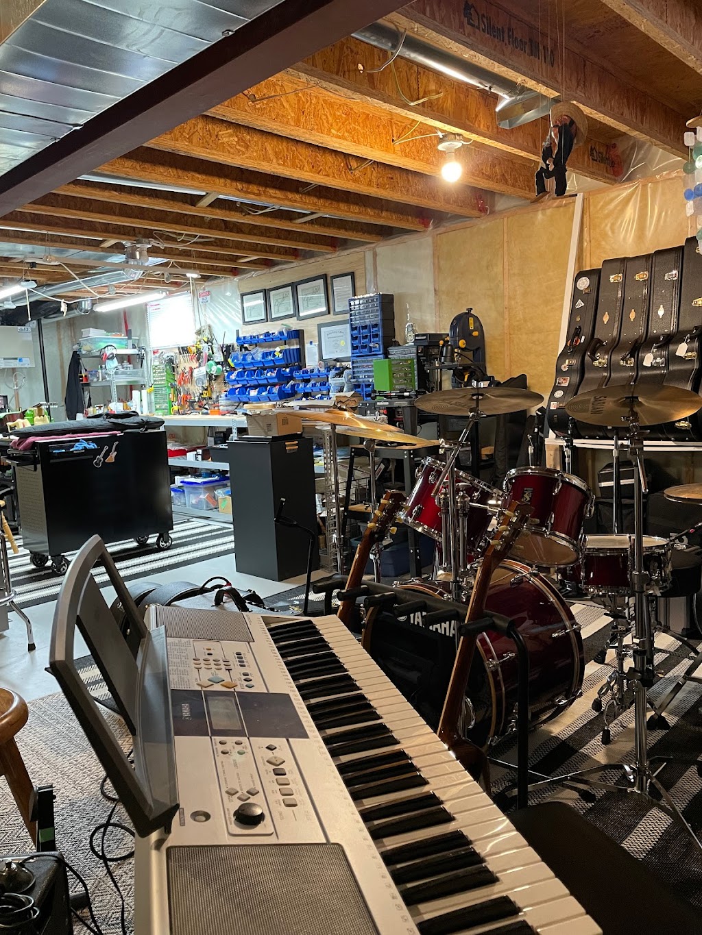 Guitar-Tech.ca | 91 Napoleon St, Carleton Place, ON K7C 2X1, Canada | Phone: (613) 402-6548