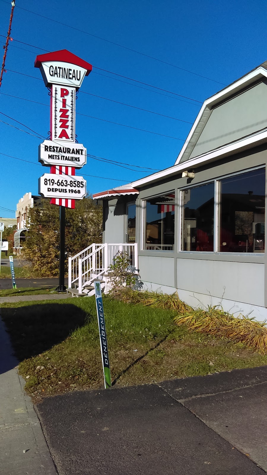 Gatineau Pizza | 344 Rue Main, Gatineau, QC J8P 5K3, Canada | Phone: (819) 663-6771