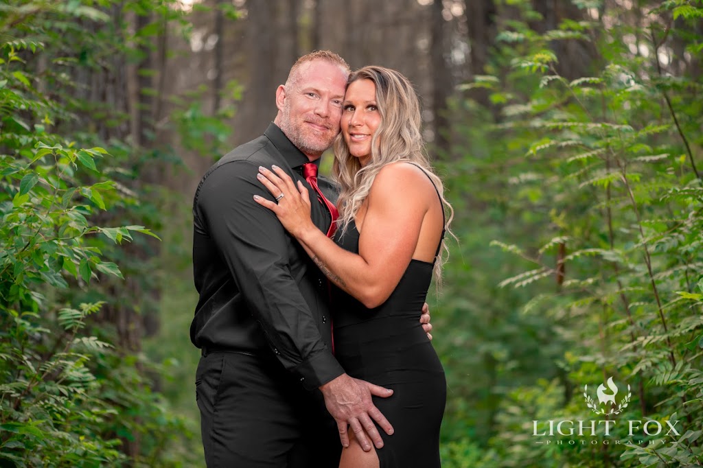 LIGHT FOX PHOTOGRAPHY | 30 Willow Springs Crescent, Sylvan Lake, AB T4S 1G1, Canada | Phone: (587) 377-8690