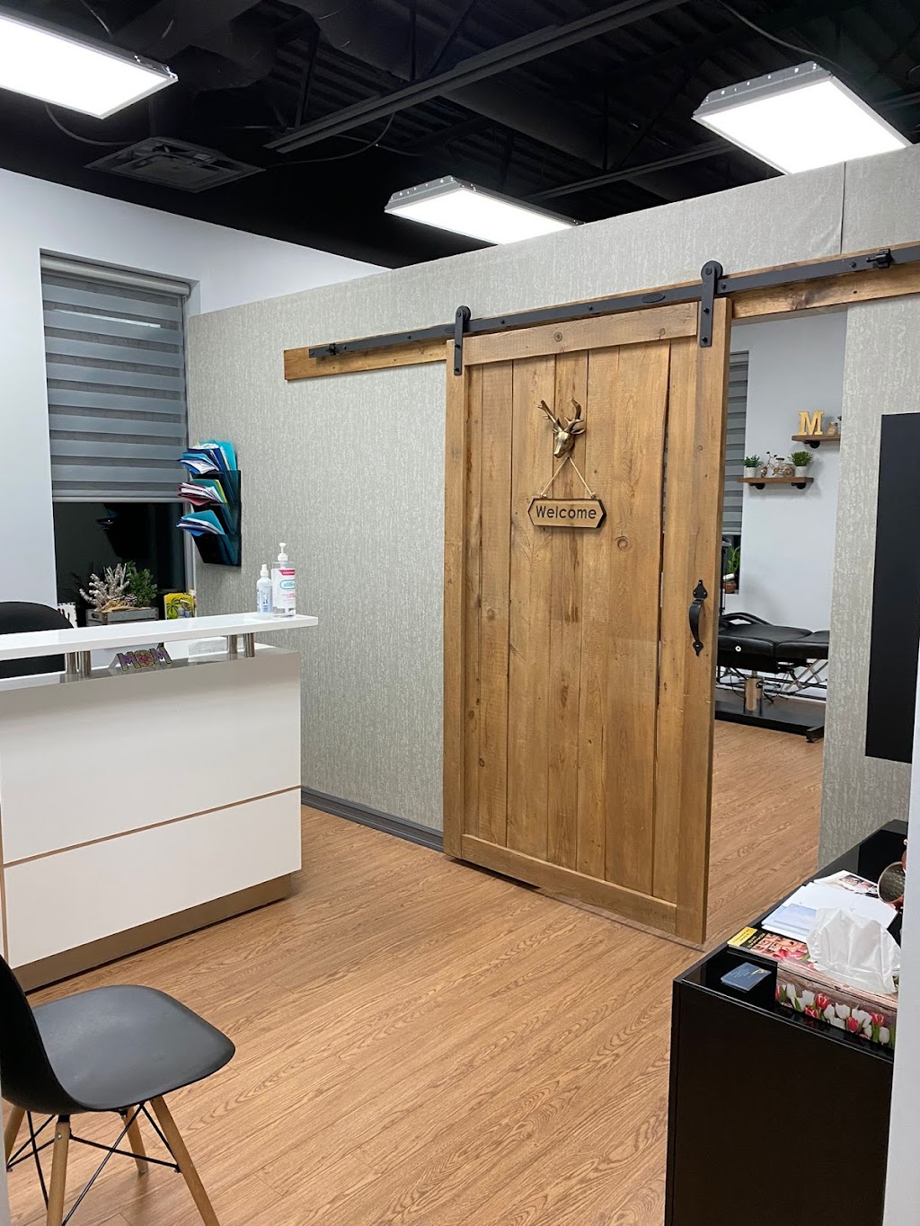 Phibrows Meriem | 4337 A. des Laurentides, Laval, QC H7L 6C4, Canada | Phone: (514) 295-8866